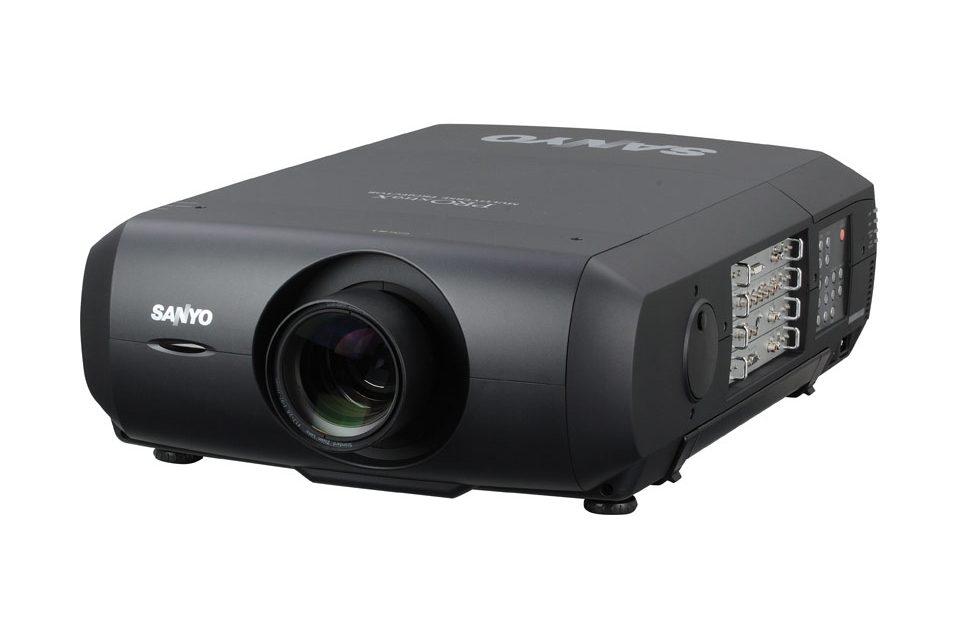 Проектор Sanyo PLC-XF47 (15000лм)